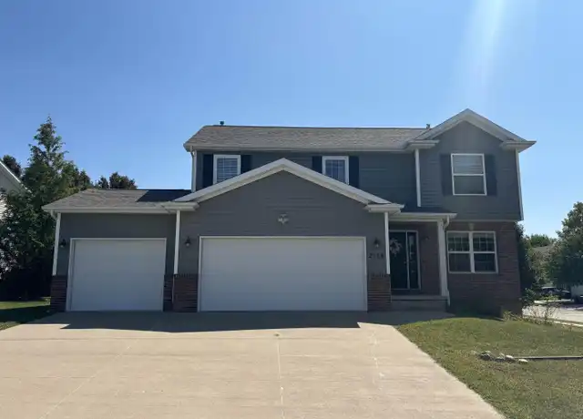 Property at 2116 W Geneva Rd, Peoria, IL, 61615, 4 beds, 2.5 baths, [object Object]