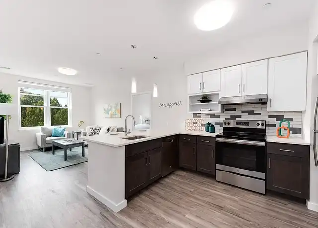 Property at Station Row Apartments - 10 Park Row, Providence, RI, 02903, 2 beds, 2 baths, [object Object]