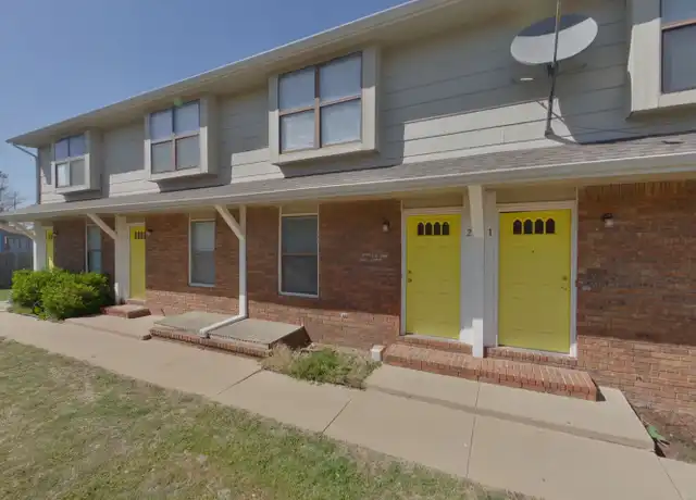 Property at 3233 S Illinois St Unit 3, Wichita, KS, 67217, 2 beds, 2.5 baths, [object Object]