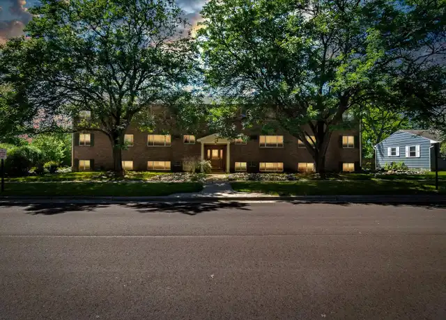 Property at 515 Maple St, Grand Ledge, MI, 48837, 2 beds, 1 bath, [object Object]