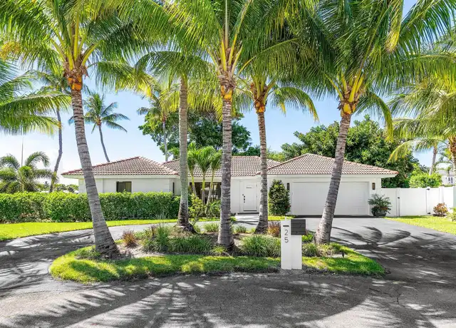 Property at 25 NW 24th Ct, Delray Beach, FL, 33444, 3 beds, 2 baths, [object Object]