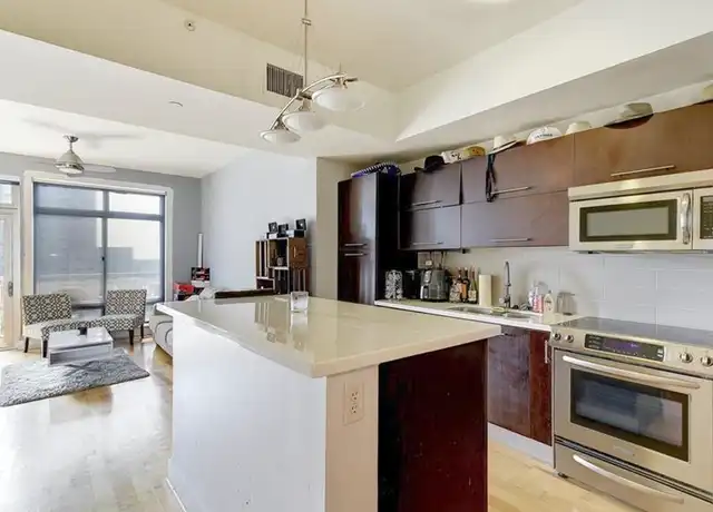 Property at 603 Davis St Unit 1047, Austin, TX, 78701, 1 bed, 1 bath, [object Object]