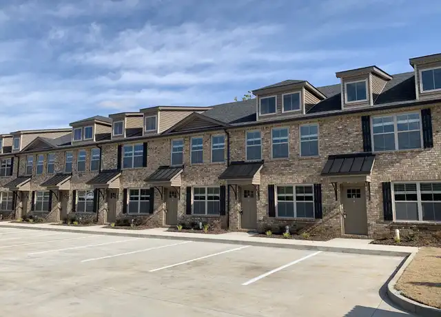 Property at 325 Landrum Pl Unit G, Clarksville, TN, 37043, 3 beds, 3 baths, [object Object]