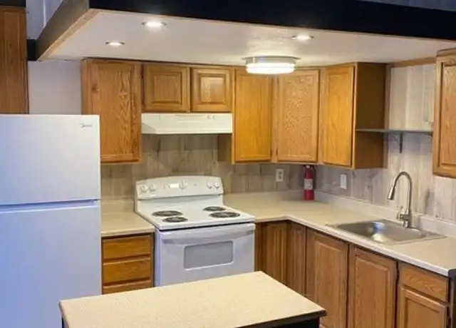 Property at 808 W 29th Pl #8, Anchorage, AK, 99503, 1 bed, 1 bath, [object Object]