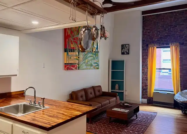 Property at 99 Silver St, Portland, ME, 04101, 1 bed, 1 bath, [object Object]
