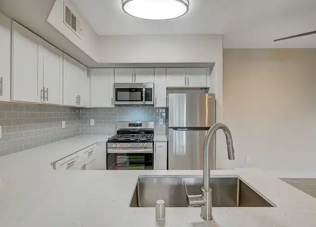Property at Breakers Apartments - 9901 W Sahara Ave, Las Vegas, NV, 89117, 1 bed, 1 bath, [object Object]
