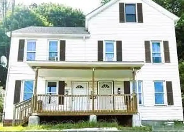Property at 26 Du Bois Ave Unit 2, Poughkeepsie, NY, 12601, 3 beds, 1 bath, [object Object]