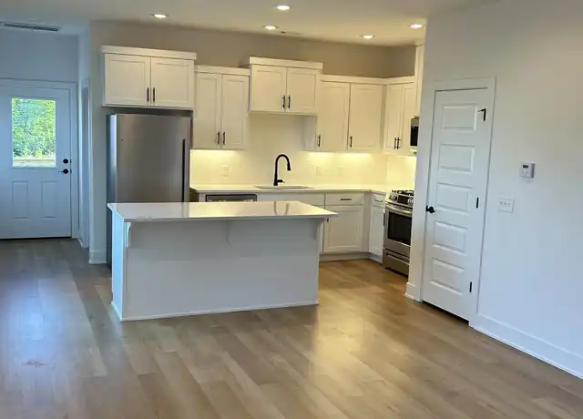 Property at 1623 W Stone St Unit 3, Fayetteville, AR, 72701, 2 beds, 2.5 baths, [object Object]