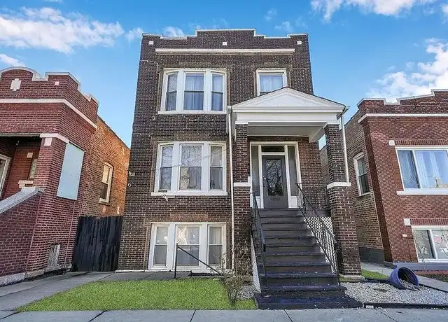 Property at 5507 W 22nd Pl Unit 2, Cicero, IL, 60804, 2 beds, 1 bath, [object Object]