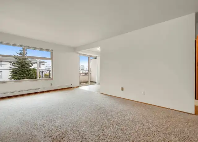 Property at 570 Ward St Unit 7, Seattle, WA, 98109, 1 bed, 1 bath, [object Object]