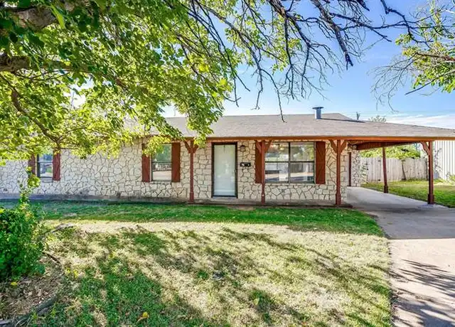 Property at 1113 Gifford Dr, Granbury, TX, 76048, 3 beds, 2 baths, [object Object]