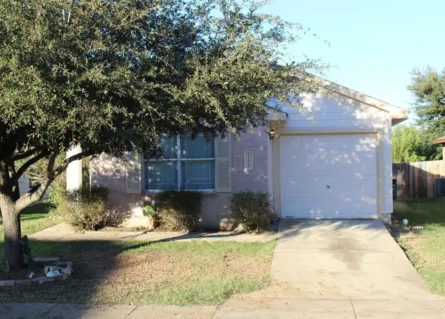 Property at 12424 La Guardia Ln, Del Valle, TX, 78617, 3 beds, 1 bath, [object Object]