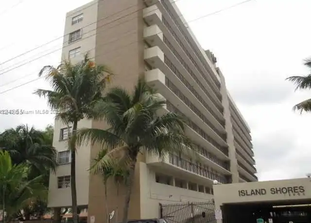 Property at 2903 N Miami Beach Blvd Unit 301, North Miami Beach, FL, 33160, 2 beds, 2 baths, [object Object]