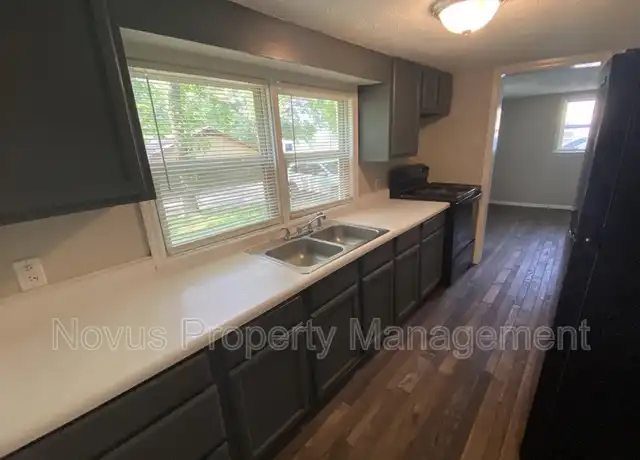 Property at 623 Fertilla St Unit B, Carrollton, GA, 30117, 1 bed, 1 bath, [object Object]