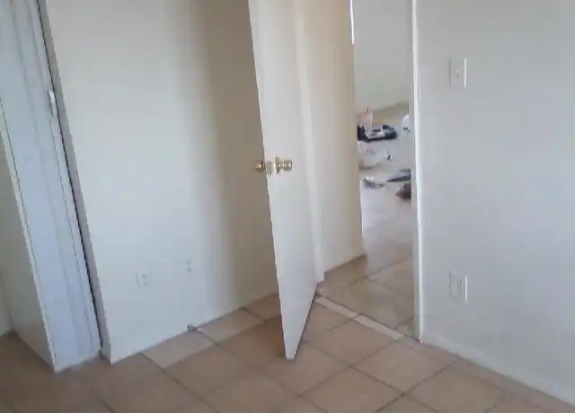 Property at 1321 W Vogel Ave Unit 6, Phoenix, AZ, 85021, 2 beds, 1 bath, [object Object]
