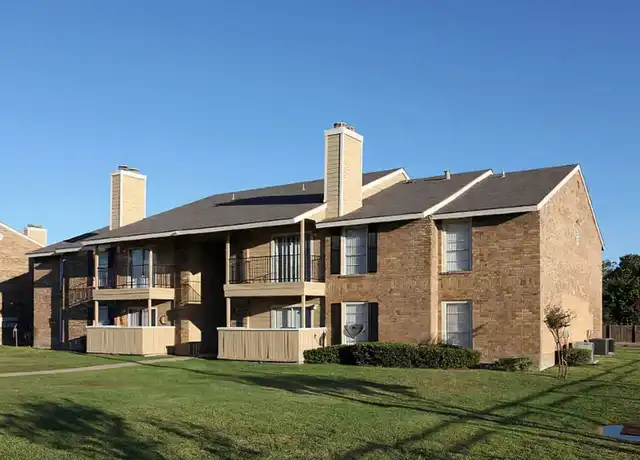 Property at Wymberly Pointe - 702 W Warrior Trl, Grand Prairie, TX, 75052, 1-2 bed, 1-2 bath, [object Object]