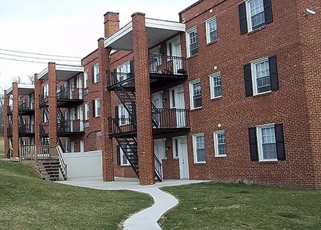 Photo of 4201 Falls Rd, Baltimore, MD 21211