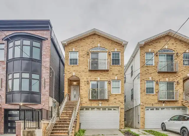 Property at 102 Western Ave Unit 2, Jersey City, NJ, 07307, 3 beds, 2 baths, [object Object]