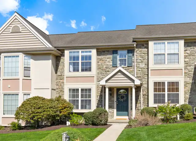 Property at 622 Royal View Dr, Lancaster, PA, 17601, 3 beds, 1.5 baths, [object Object]