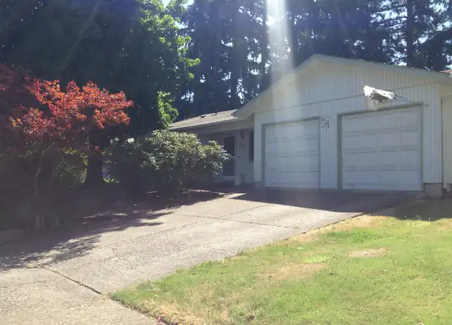 Property at 902 Travis Ave, Eugene, OR, 97404, 3 beds, 2 baths, [object Object]