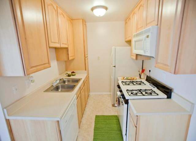 Photo of 125 W Olive Ave, Monrovia, CA 91016