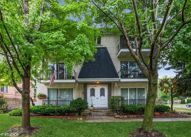 Property at 7755 S Roberts Rd #5, Bridgeview, IL, 60455, 2 beds, 2 baths, [object Object]