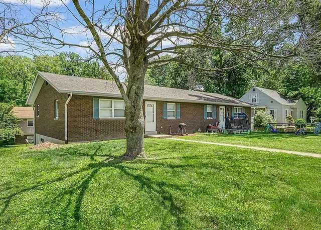 Property at 612 N Combs Ave Unit 612, Collinsville, IL, 62234, 2 beds, 2 baths, [object Object]