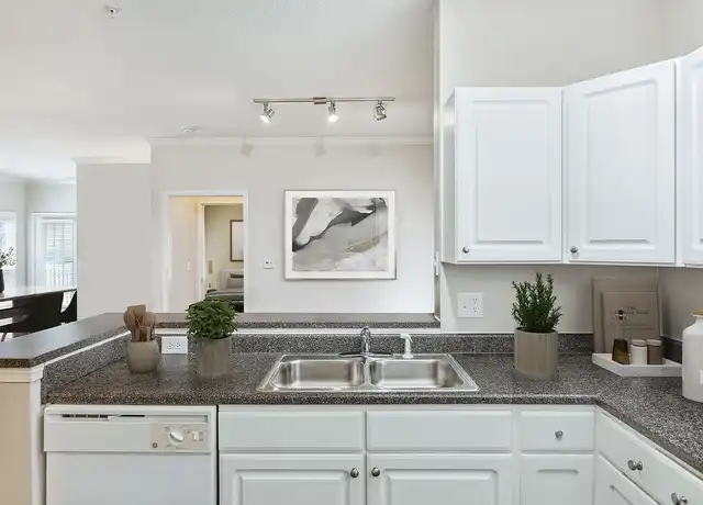 Property at Village on the Green - 2975 Continental Colony Pkwy SW, Atlanta, GA, 30331, 1-3 bed, 1-2 bath, [object Object]