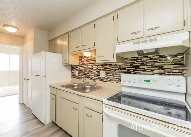 Property at 1931 Henderson Ave Unit 7, Colorado Springs, CO, 80904, 1 bed, 1 bath, [object Object]