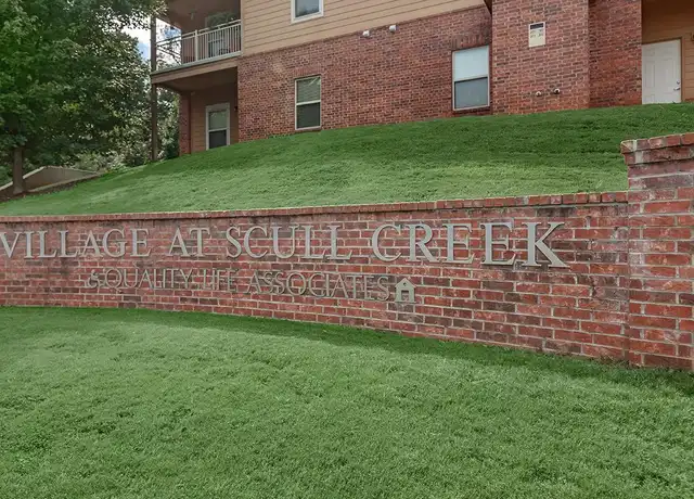 Property at 2619 N Quality Ln, Fayetteville, AR, 72703, 2 beds, 1 bath, [object Object]