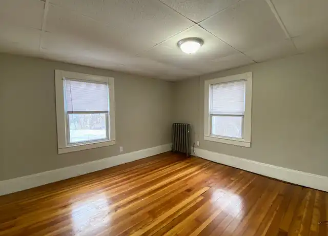 Property at 41 Belmont Ave Unit 41 Second Floor, Springfield, MA, 01108, 2 beds, 1 bath, [object Object]