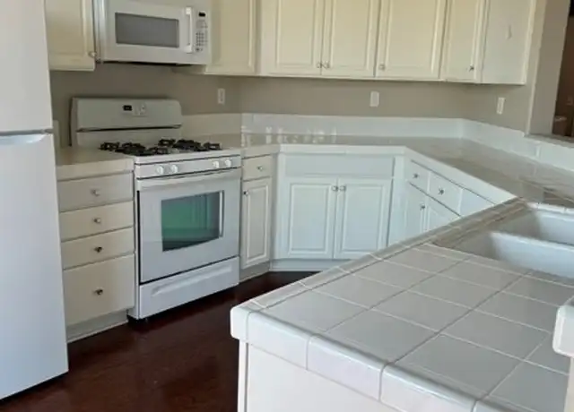 Property at 29382 Dakota Dr, Valencia, CA, 91354, 3 beds, 3 baths, [object Object]
