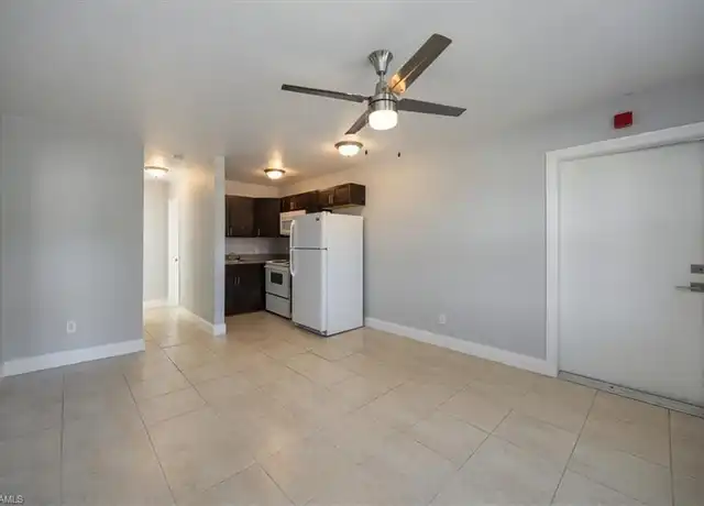 Property at 330 11th St N Unit 7, Naples, FL, 34102, 2 beds, 1 bath, [object Object]