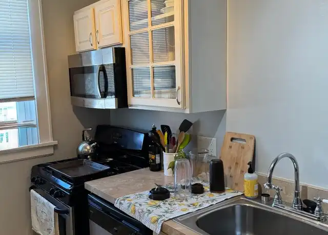 Property at 1350 Edwards Rd Unit 9, Cincinnati, OH, 45208, 1 bed, 1 bath, [object Object]