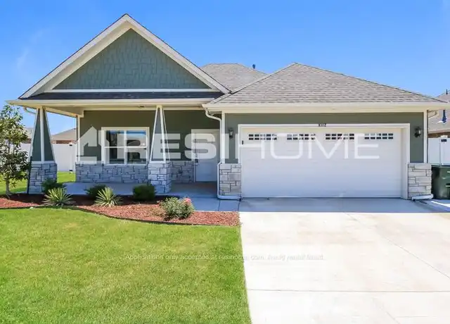 Property at 8112 Brighton Ave, Guthrie, OK, 73044, 2 beds, 2 baths, [object Object]