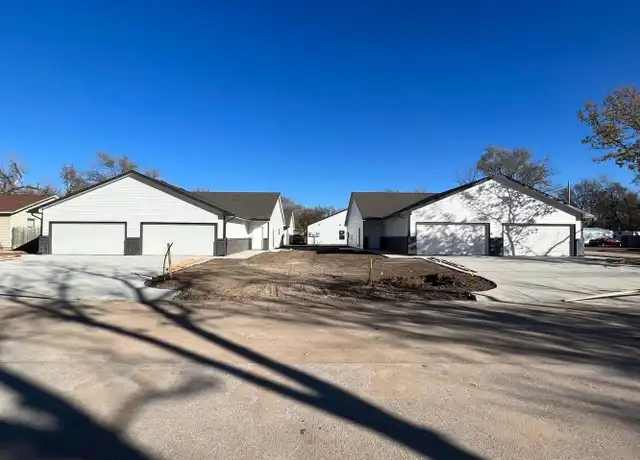 Property at 802 N Custer St Unit 100, Wichita, KS, 67203, 3 beds, 2 baths, [object Object]