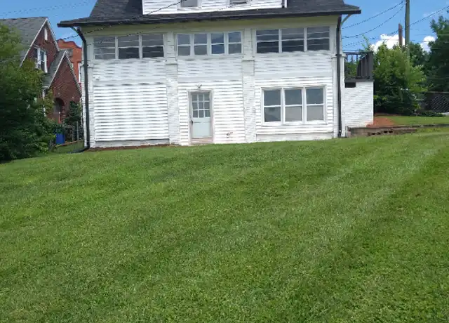 Property at 301 D St Unit B, North Wilkesboro, NC, 28659, 3 beds, 1 bath, [object Object]