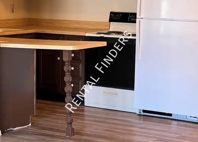 Property at 1830 August St Unit 18, Green Bay, WI, 54302, 1 bed, 1 bath, [object Object]
