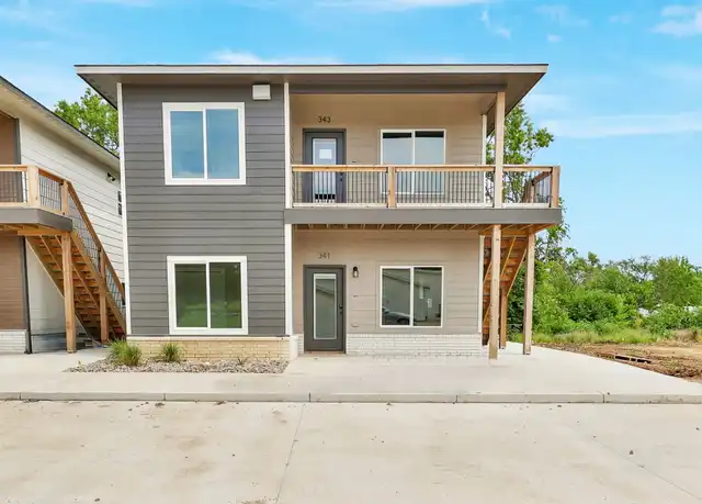 Property at 341 Turnpike Rd, Andover, KS, 67002, 3 beds, 2 baths, [object Object]