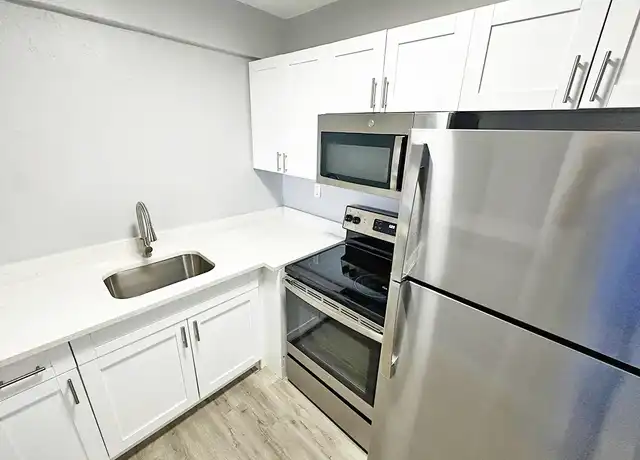 Property at 1300 NE 3rd St, Fort Lauderdale, FL, 33301, 1 bed, 1 bath, [object Object]