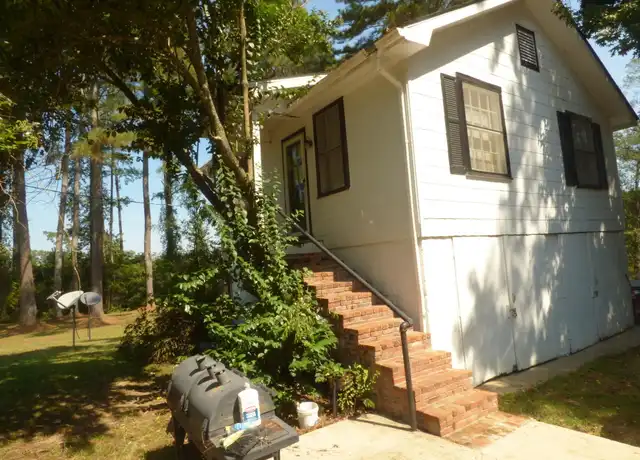 Property at 2109 Old Liberty Rd, McComb, MS, 39648, 1 bed, 1 bath, [object Object]