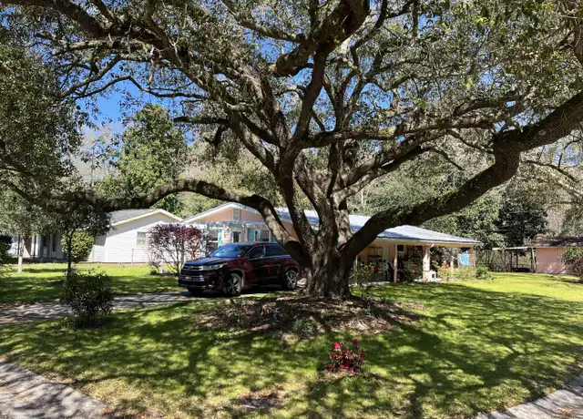 Property at 2 Fleetwood Pl, Ocean Springs, MS, 39564, 2 beds, 1 bath, [object Object]