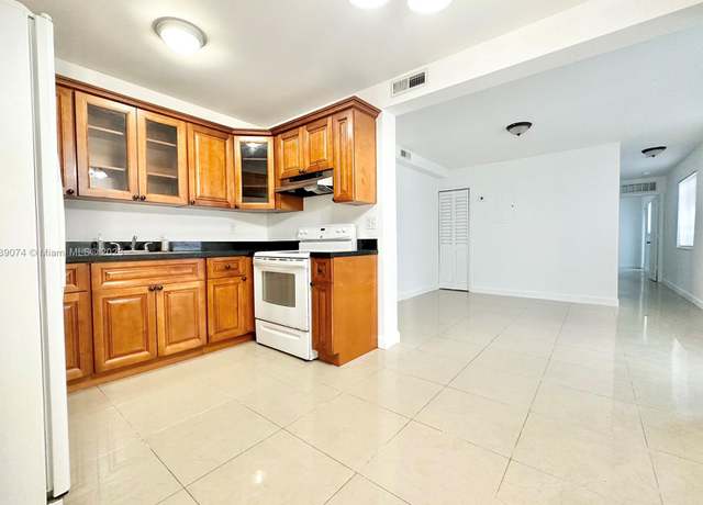 Photo of 1122 NW 32nd Ct Unit 1122, Miami, FL 33125