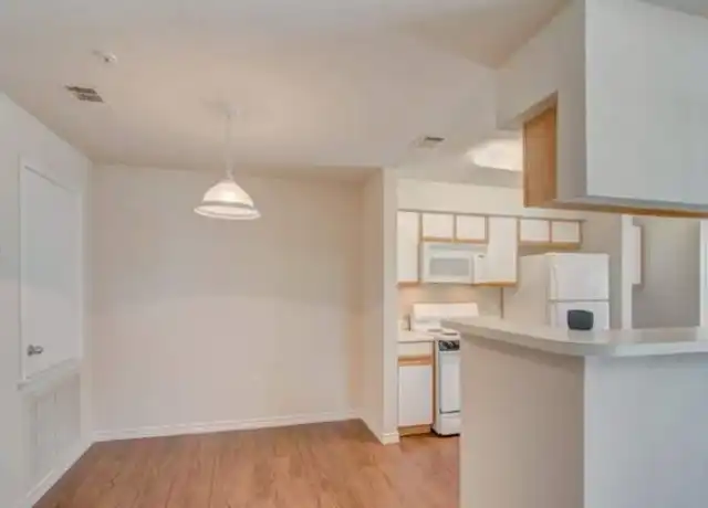 Property at 9032 Dugas Rd Unit 1212, San Antonio, TX, 78251, 1 bed, 1 bath, [object Object]