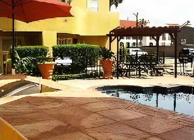 Property at 4925 Fort Crockett Blvd, Galveston, TX, 77551, 2 beds, 2 baths, [object Object]