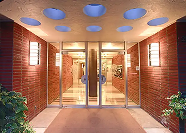 Property at ROSE PLAZA APARTMENTS (RISI01) - 2199 NW Everett St, Portland, OR, 97210, 1 bed, 1 bath, [object Object]