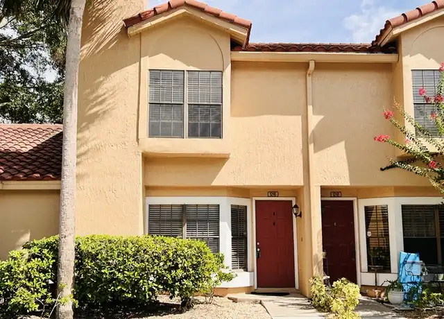 Property at 1216 N Fairway Dr, Apopka, FL, 32712, 2 beds, 2.5 baths, [object Object]