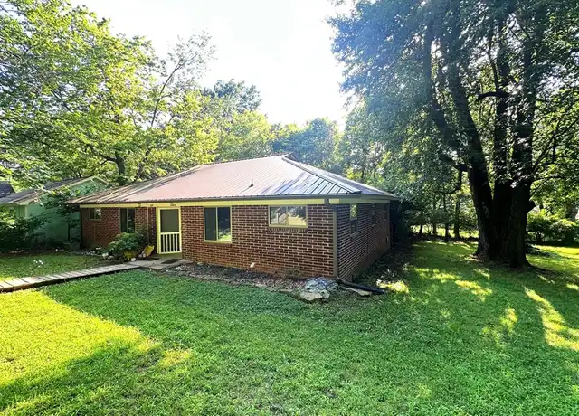Property at 515 N Fallin Ave, Fayetteville, AR, 72701, 2 beds, 1 bath, [object Object]