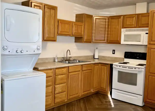 Property at 6527 Nathaniel St Unit 6527, Dayton, OH, 45417, 2 beds, 1 bath, [object Object]