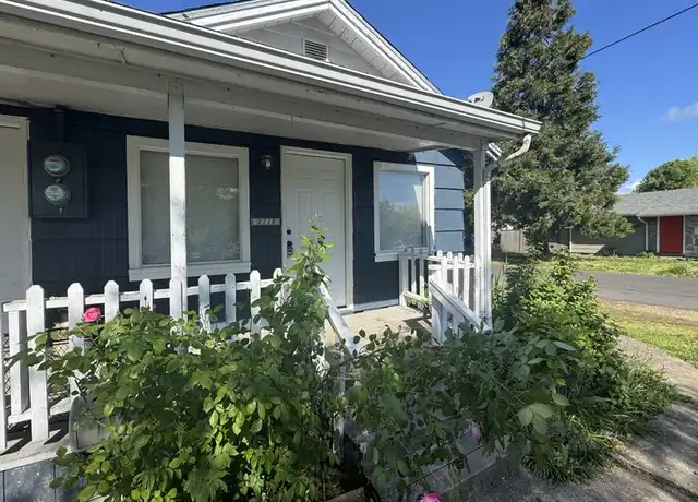 Property at 2210 W 19th Ave Unit 1, Eugene, OR, 97405, 2 beds, 1 bath, [object Object]